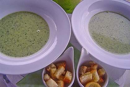 Bärlauch - Sahnesuppe mit Croutons 21