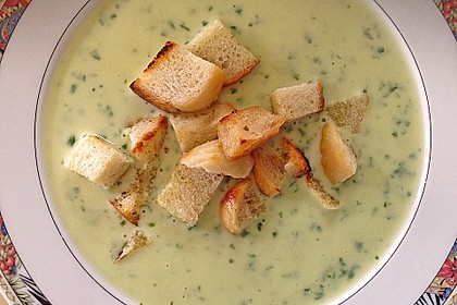 Bärlauch - Sahnesuppe mit Croutons 9