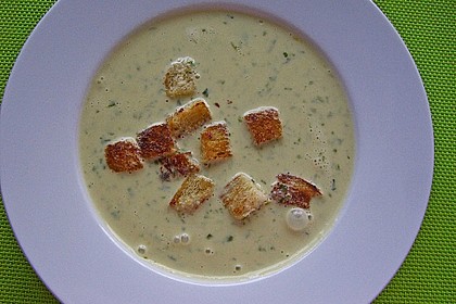 Bärlauch - Sahnesuppe mit Croutons 15