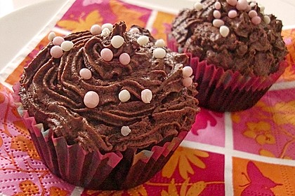 Chili Schoko Cupcakes mit Kirschf&uuml;llung 16