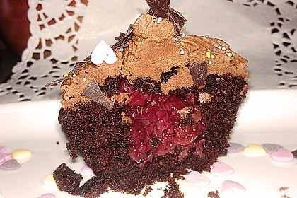 Chili Schoko Cupcakes mit Kirschf&uuml;llung 18