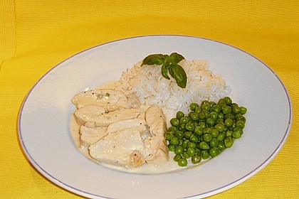 H&uuml;hnerbrust mit Gorgonzolasauce