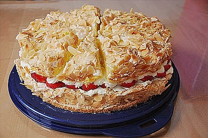 Einfache Himmelstorte mit Sauerkirschen 2