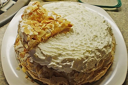 Einfache Himmelstorte mit Sauerkirschen 6