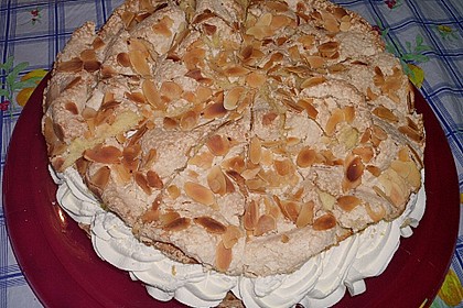 Einfache Himmelstorte mit Sauerkirschen 7