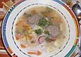 Graupensuppe mit Hackb&auml;llchen