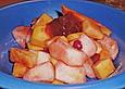 S&uuml;&szlig;saurer Obstsalat mit Preiselbeerdressing