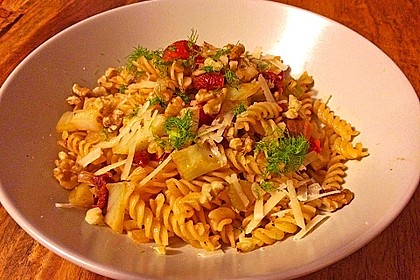 Penne mit Fenchel und getrockneten Tomaten 4