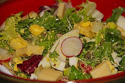 Eier - K&auml;se - Salat