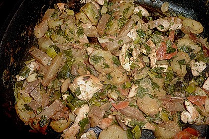Kartoffelpfanne mit H&auml;hnchenbrustfilet