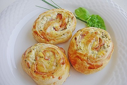 UTees Bl&auml;tterteig Schnecken 6