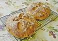 Brot mit Oliven und getrockneten Tomaten