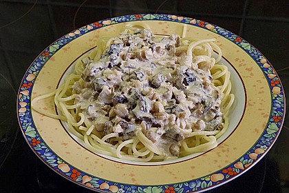 Spaghetti mit Walnuss-Käse Sauce 2