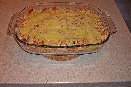 Blumenkohl mit Butterbröseln und Käse überbacken