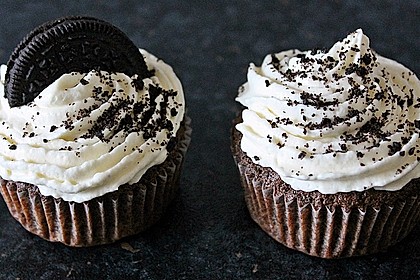 Oreo Cupcakes 15