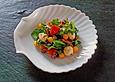 Rucolasalat mit Tomaten, Mozzarella und Balsamicocreme