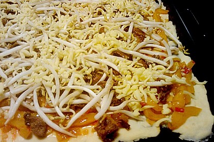 Pizza auf asiatische Art
