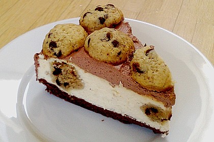 Chocolate Chip Cookie Dough Cheesecake