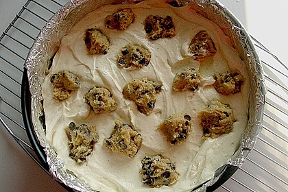 Chocolate Chip Cookie Dough Cheesecake 5