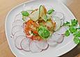 Farbiger Gurkensalat