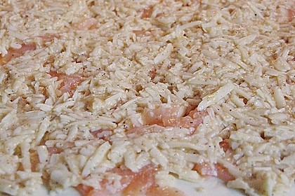 Schwedischer Lachskuchen 'Schwedenpizza' 82