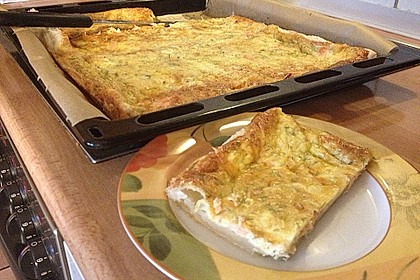 Schwedischer Lachskuchen 'Schwedenpizza' 46