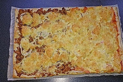 Schwedischer Lachskuchen 'Schwedenpizza' 79