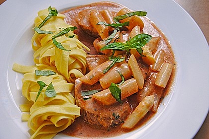 Spargel in rosa Basilikum - Käse - Sauce mit Filet vom Schwein, Huhn oder Pute 10