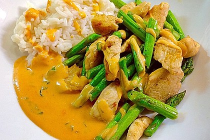 Spargel in rosa Basilikum - Käse - Sauce mit Filet vom Schwein, Huhn oder Pute