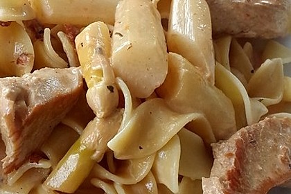 Spargel in rosa Basilikum - Käse - Sauce mit Filet vom Schwein, Huhn oder Pute 31