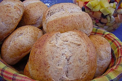 Schnell gezauberte Sonntagsbrötchen 22