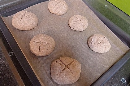Schnell gezauberte Sonntagsbrötchen 73