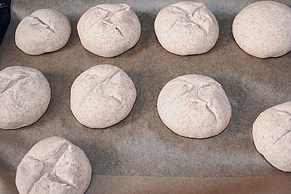 Schnell gezauberte Sonntagsbrötchen 69