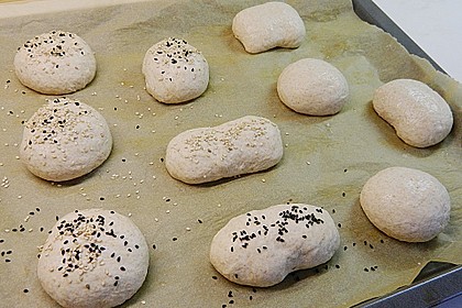 Schnell gezauberte Sonntagsbrötchen 66