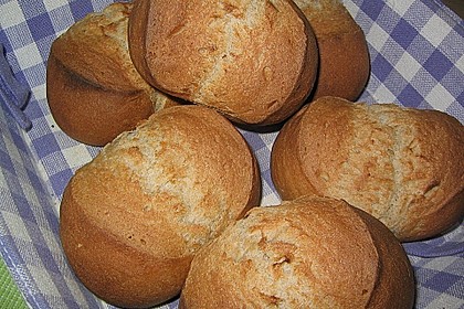 Schnell gezauberte Sonntagsbrötchen 13