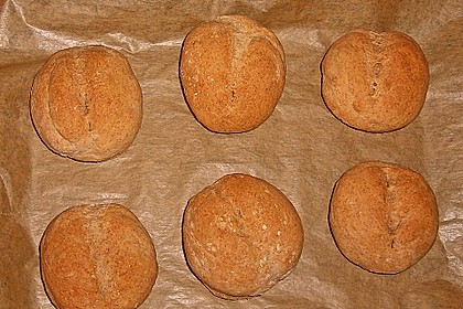 Schnell gezauberte Sonntagsbrötchen 61