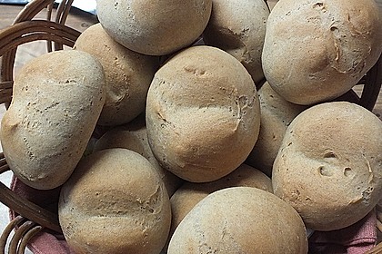 Schnell gezauberte Sonntagsbrötchen 48