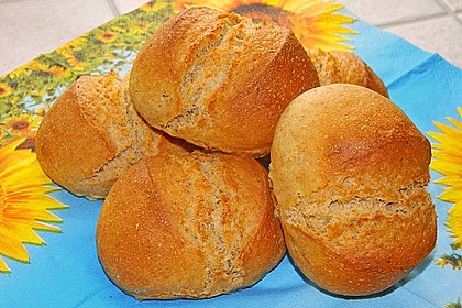 Schnell gezauberte Sonntagsbrötchen 1