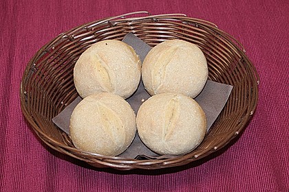 Schnell gezauberte Sonntagsbrötchen 60