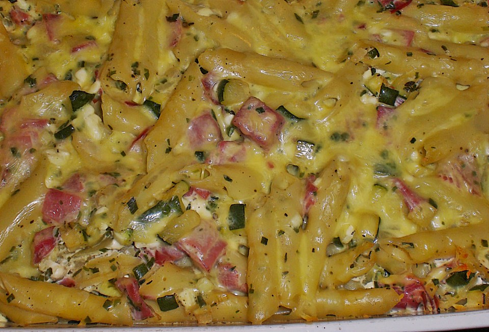 Hüttenkäse - Zucchini - Nudel - Auflauf (Rezept mit Bild) | Chefkoch.de