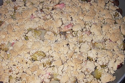 Rhabarber Crumble 1