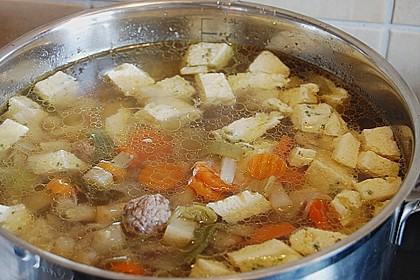 Hochzeitssuppe