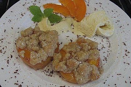 Roros überbackener Aprikosencrumble 6