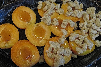 Roros überbackener Aprikosencrumble 7