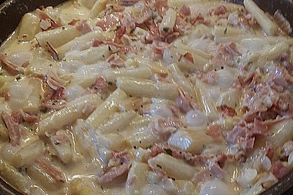 Spargelpfanne mit ger&auml;uchertem Schinken in Sahneso&szlig;e 1