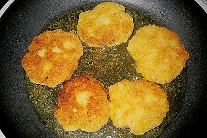 Gem&uuml;sepuffer mit Joghurt - Dip