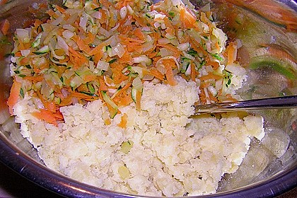 Gem&uuml;sepuffer mit Joghurt - Dip 2