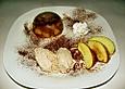 Kaffeeeis mit Apfelragout