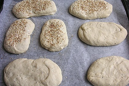 Frischkäsefladenbrot 76