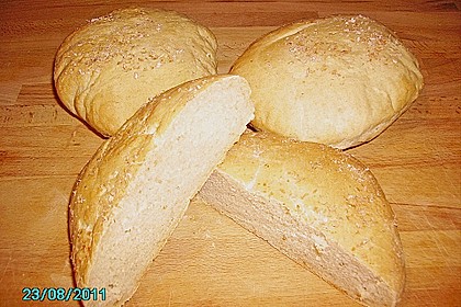 Frischkäsefladenbrot 44
